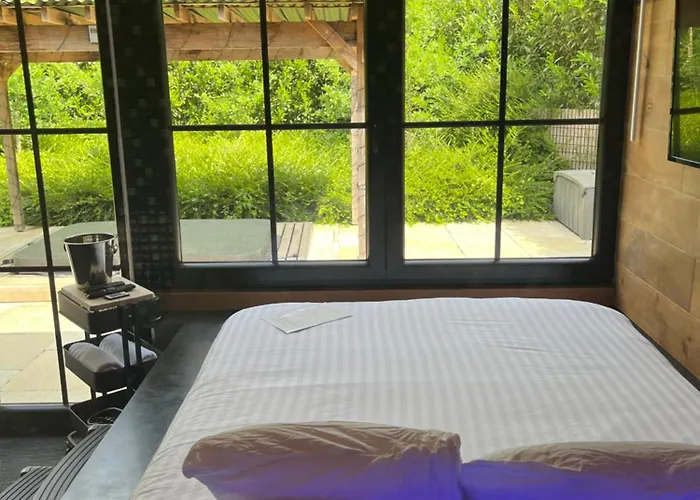 Apartment Ocv Forest *